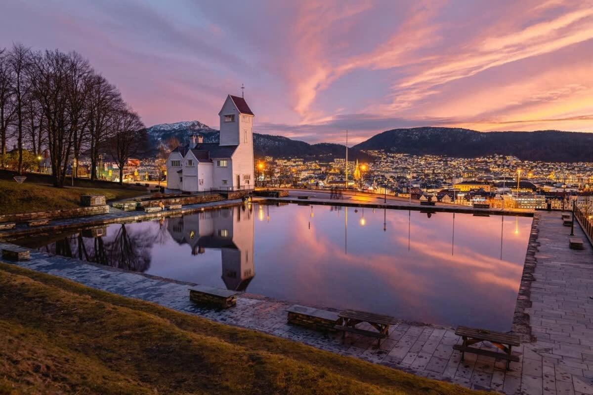 Dinbnb Apartments I 350M To Bryggen I Renovated 2023 I Quiet Top Apart Bergen Esterno foto